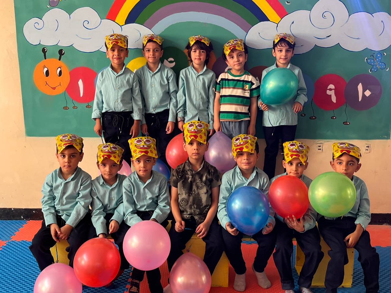 جشن غنچه های آبی دبستان آبی